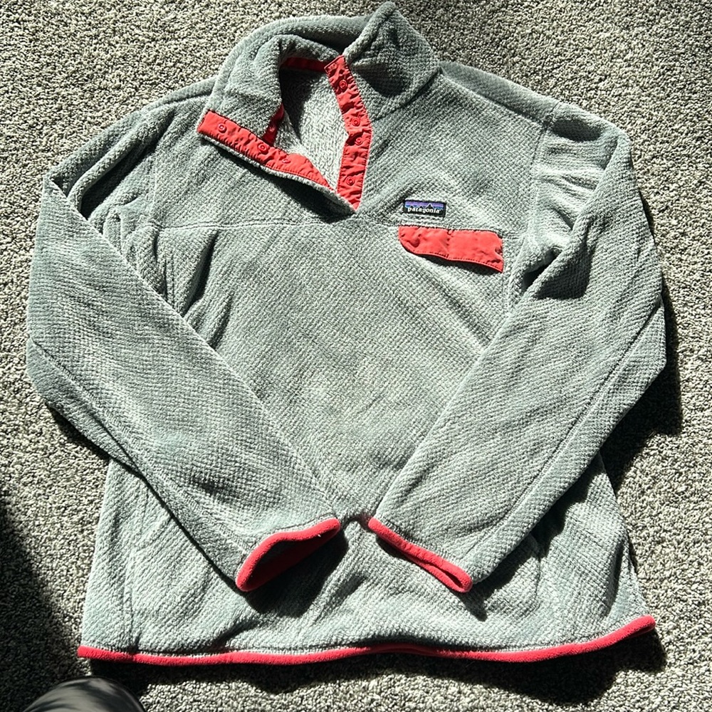 Patagonia pullover fleece